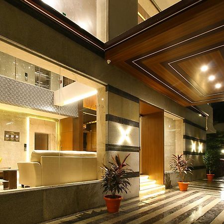 Mumbai House Luxury Apartments Santacruz East, Мумбаи Экстерьер фото