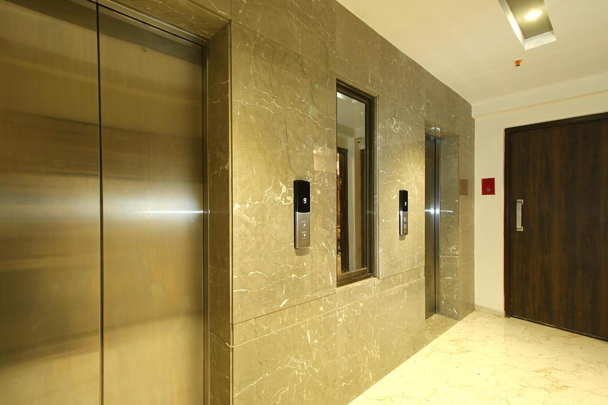 Mumbai House Luxury Apartments Santacruz East, Мумбаи Экстерьер фото