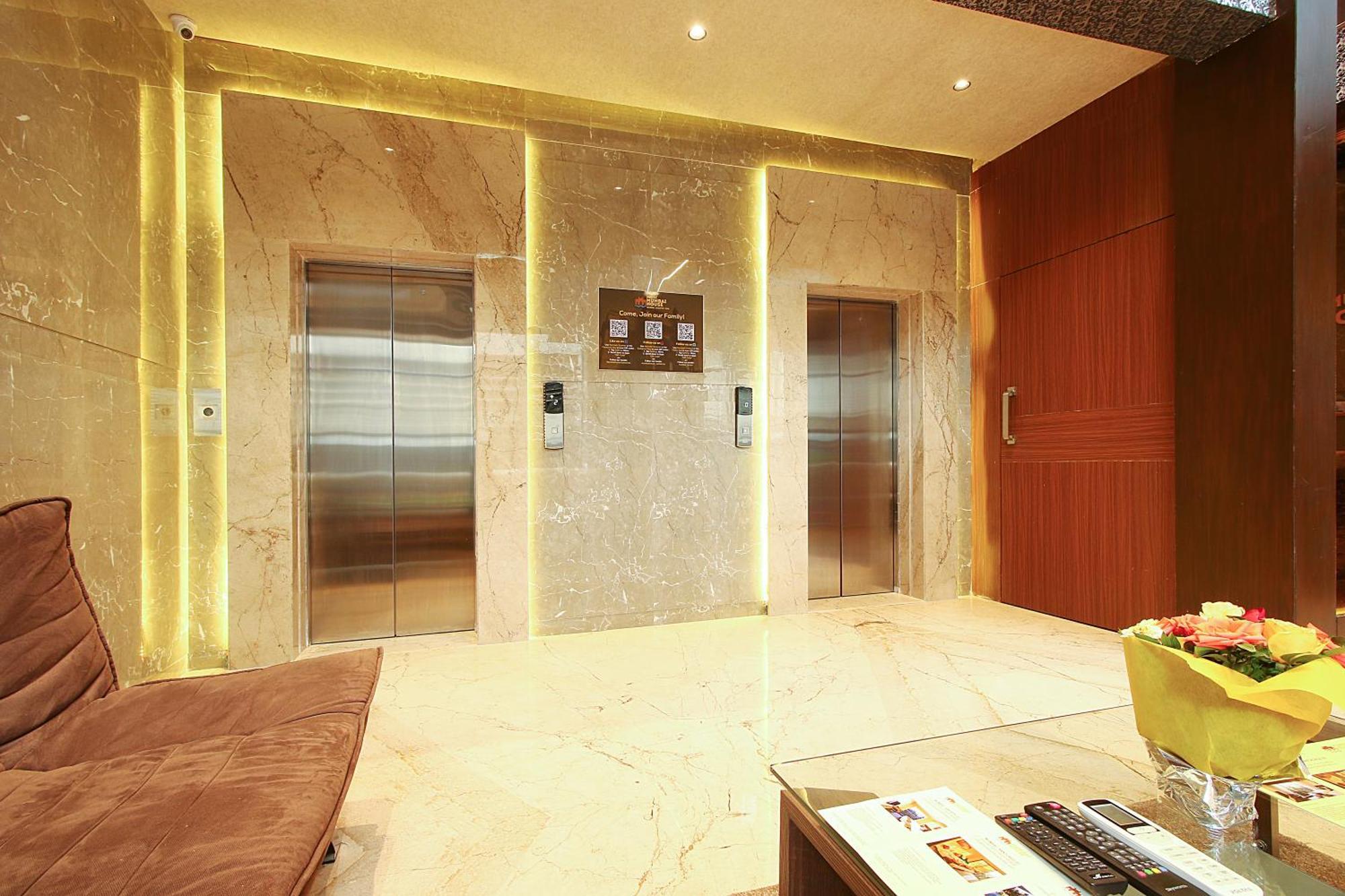 Mumbai House Luxury Apartments Santacruz East, Мумбаи Экстерьер фото
