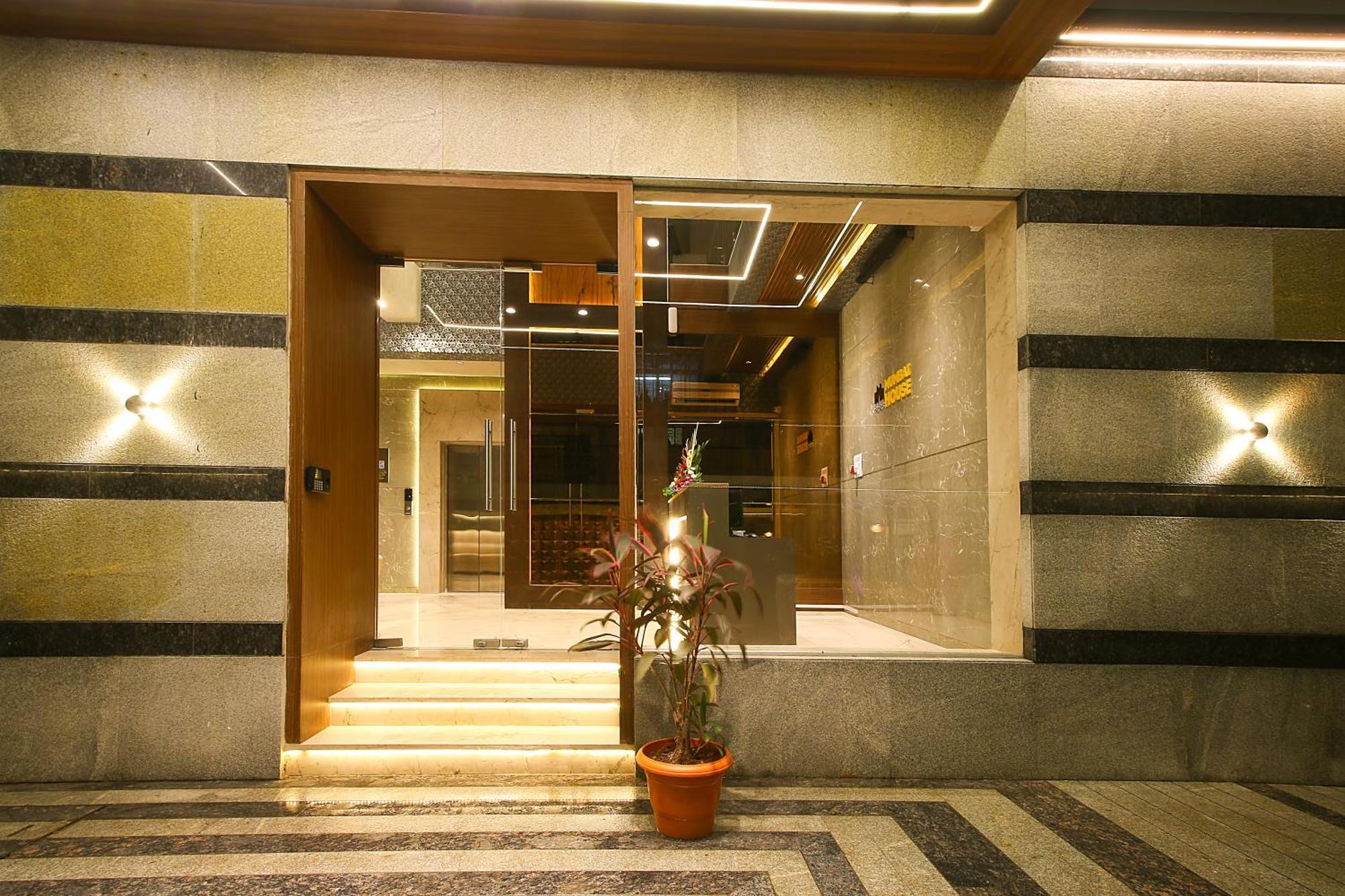 Mumbai House Luxury Apartments Santacruz East, Мумбаи Экстерьер фото